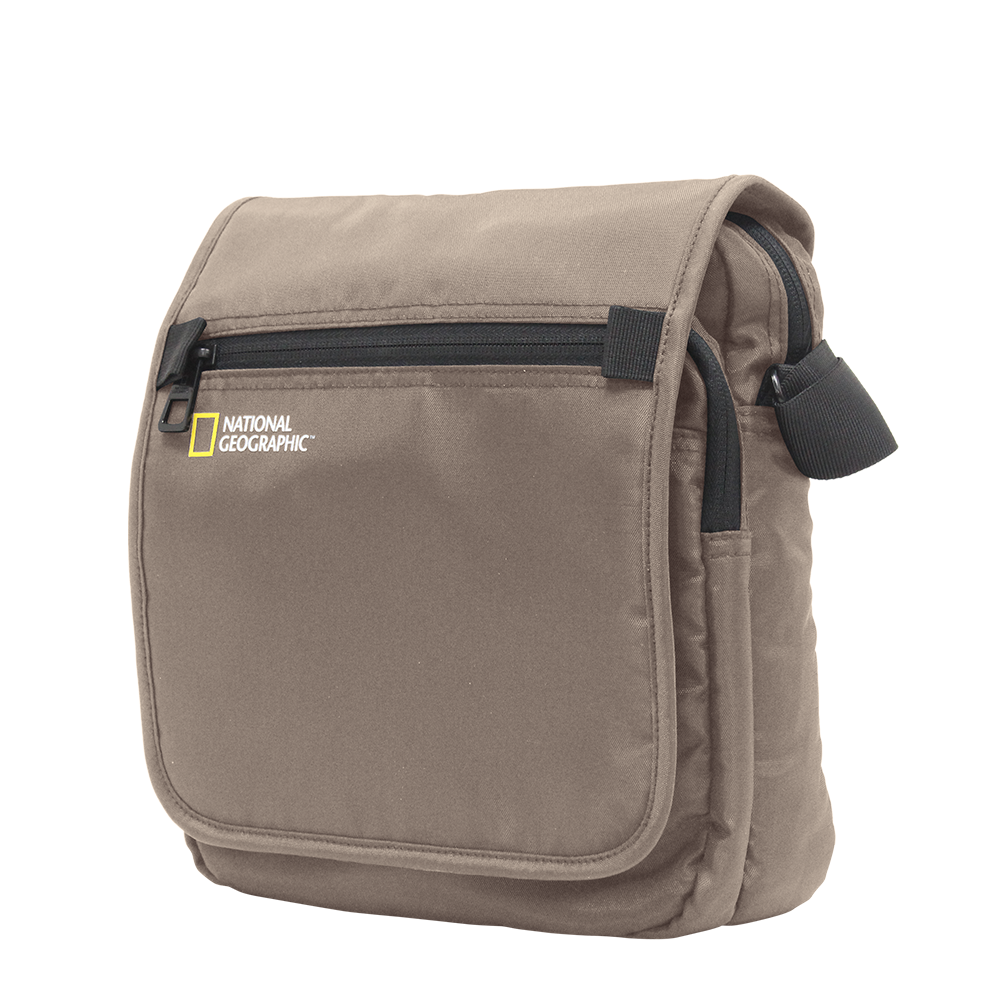 National Geographic bag with RFID pocket