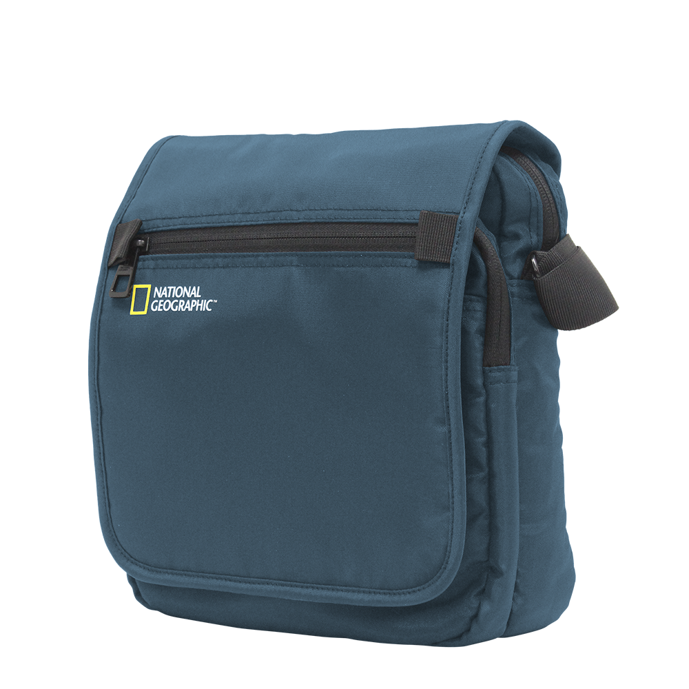 National Geographic shoulder bag made of recycled Pet