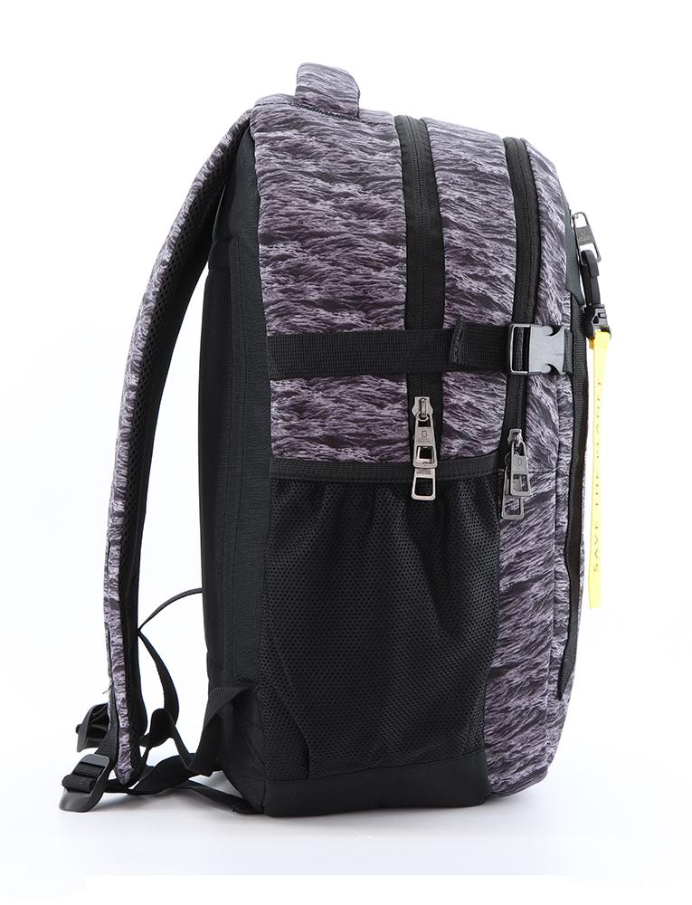 Nat Geo rucksack made of recycled plastic