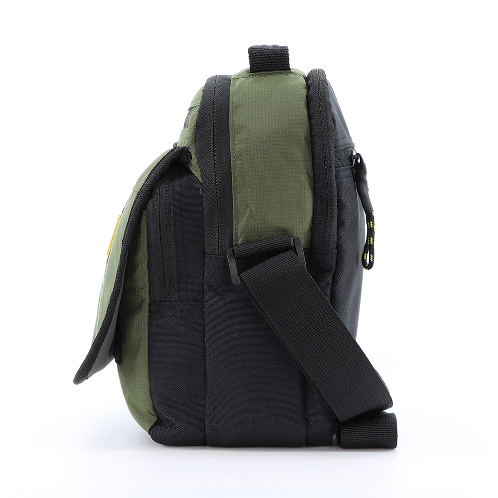 shoulder bags for men, with carry handle