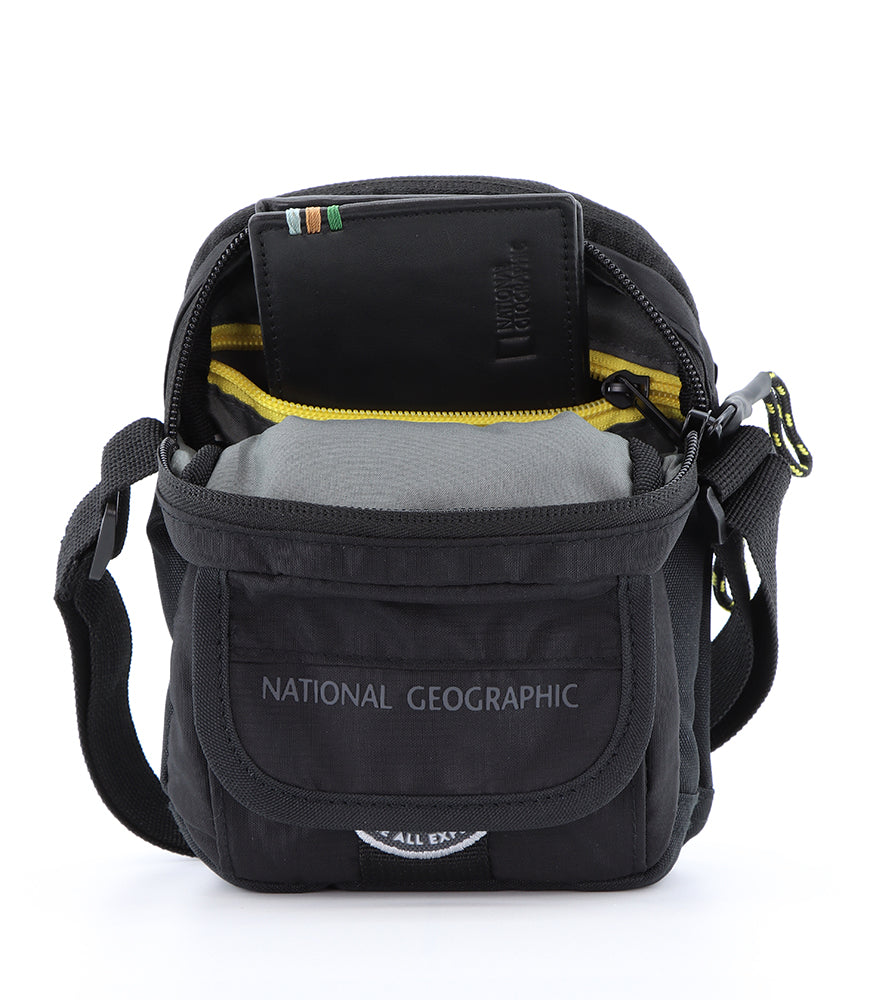 looking for bags for a gift? Nat Geo