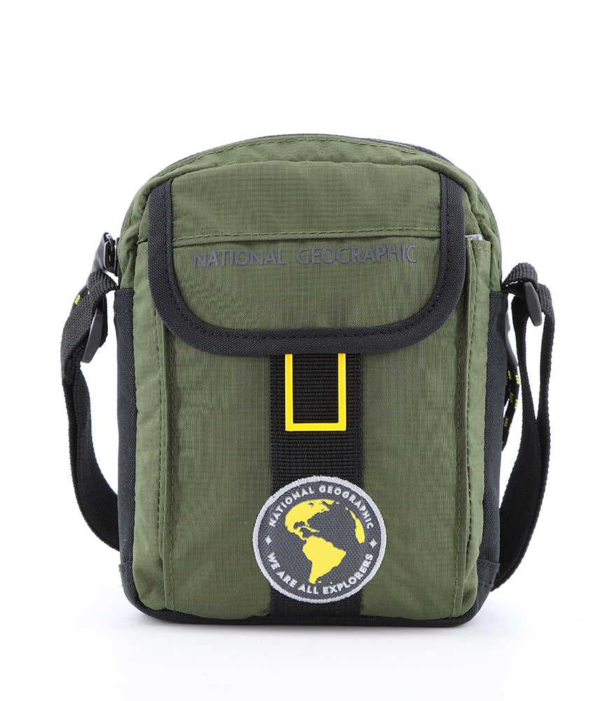 Khaki Nat Geo shoulder bag.