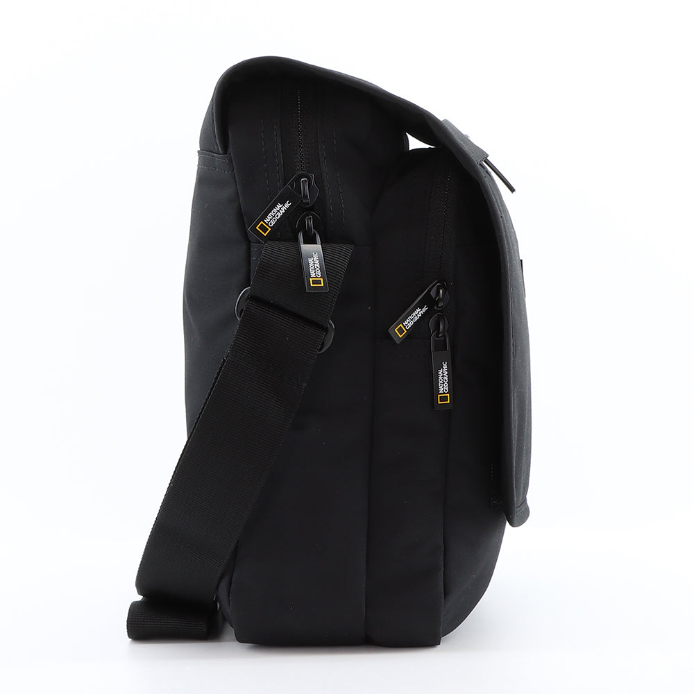 Nat Geo RPET shoulder bags